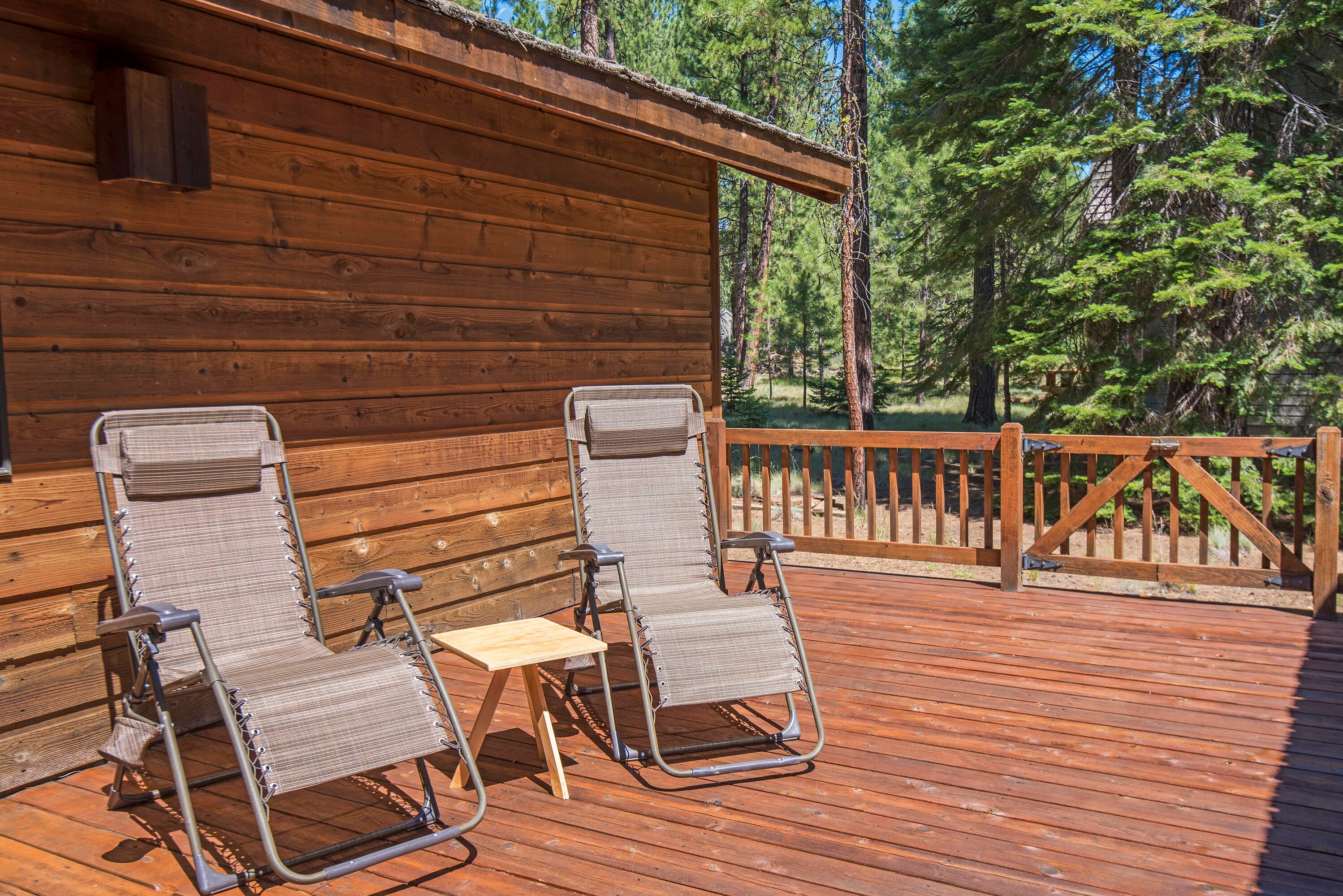 70523 Salal Black Butte Ranch, OR 97759 - Photo 19 of 37 Side Deck