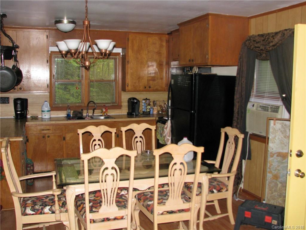 4949 Edgemont Road Collettsville, NC 28611 - Photo 14 of 36 Gallery Image 14