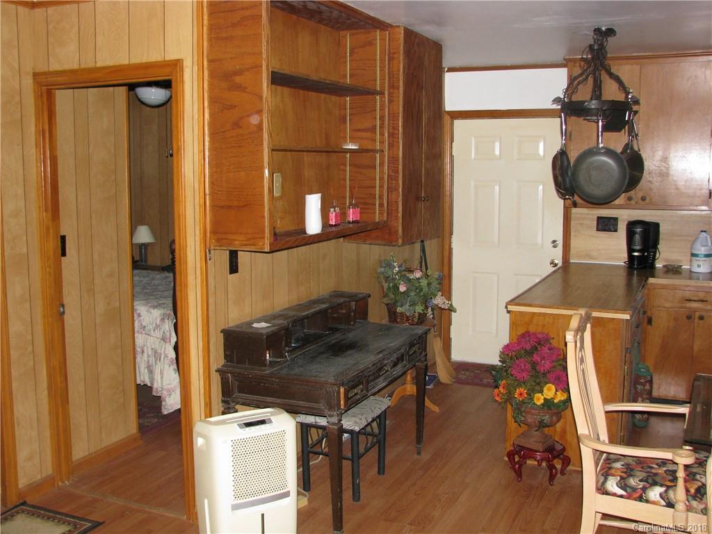 4949 Edgemont Road Collettsville, NC 28611 - Photo 15 of 36 Gallery Image 15