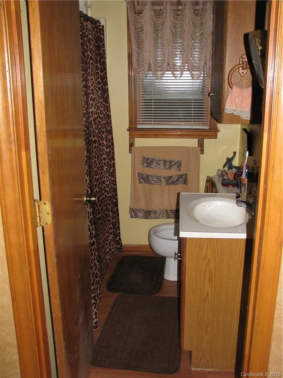 4949 Edgemont Road Collettsville, NC 28611 - Photo 18 of 36 Gallery Image 18