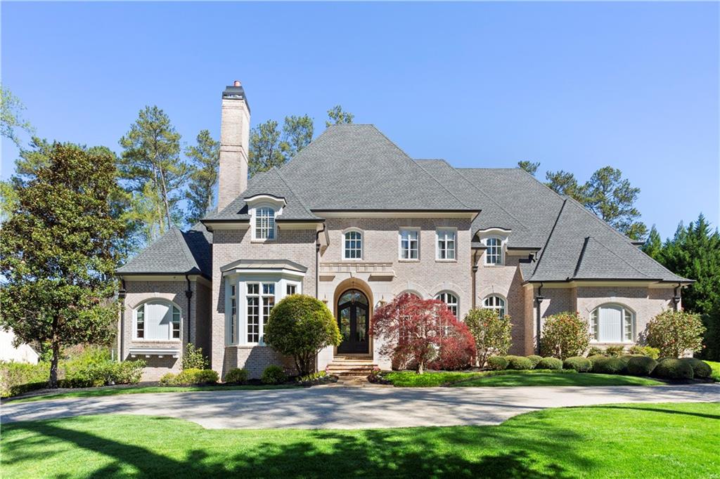 755 Heards Ferry Road Northwest Atlanta, GA 30328 - Photo 1 of 102