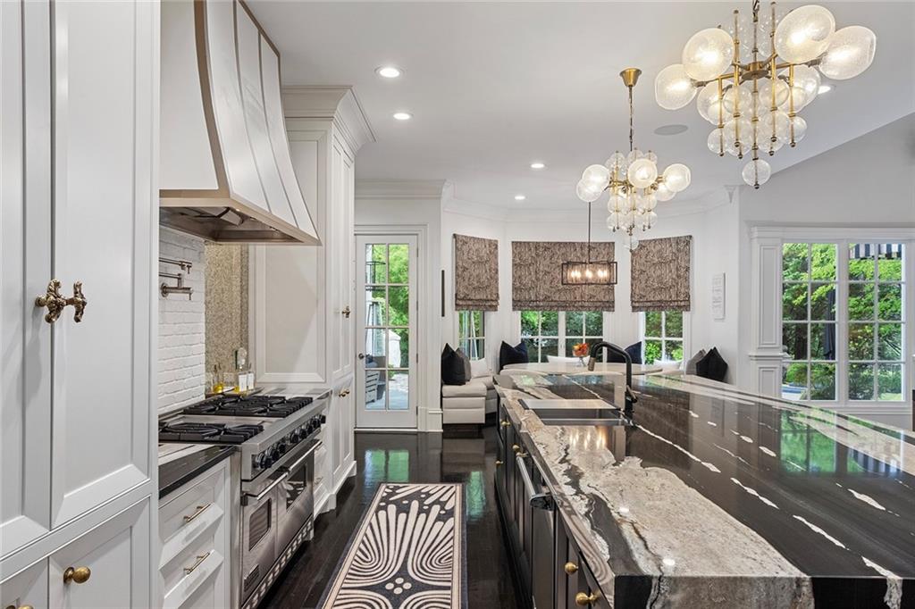 755 Heards Ferry Road Northwest Atlanta, GA 30328 - Photo 39 of 102