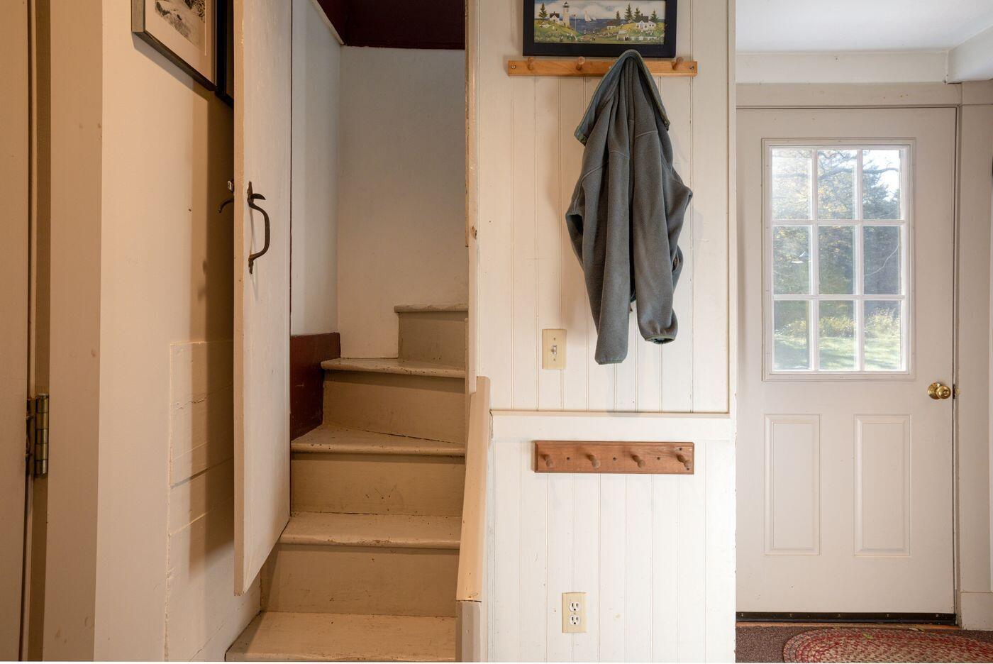 223 Sand Point Road Bar Harbor, ME 04609 - Photo 11 of 41 W12-ME2474_11