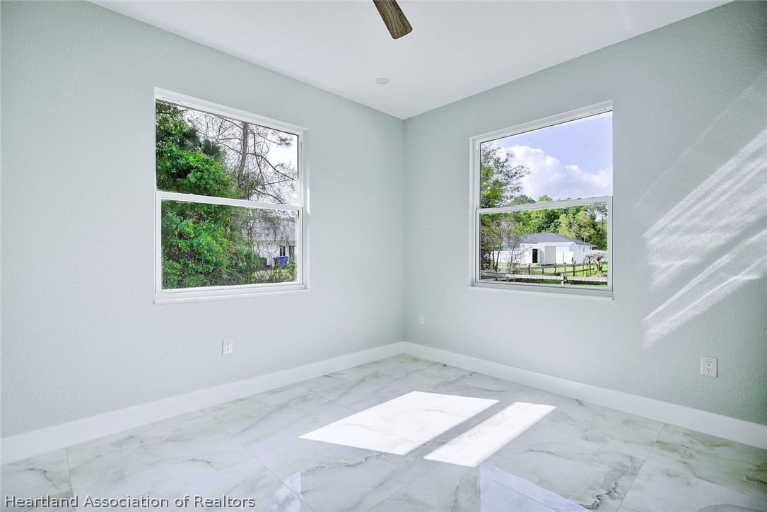 2011 West Falcon Road Avon Park, FL 33825 - Photo 19 of 40
