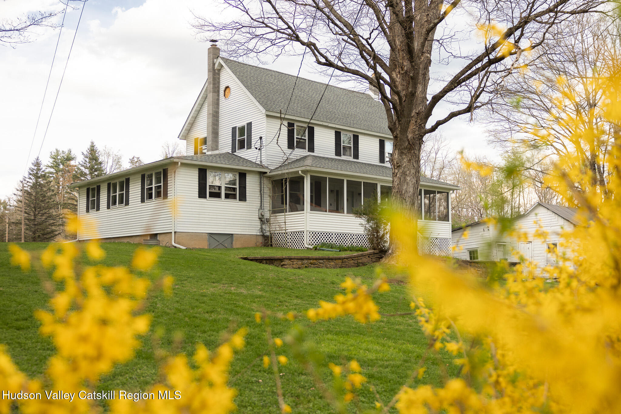 311 Marcott Road Cottekill, NY 12419 - Photo 3 of 40 03_MR246