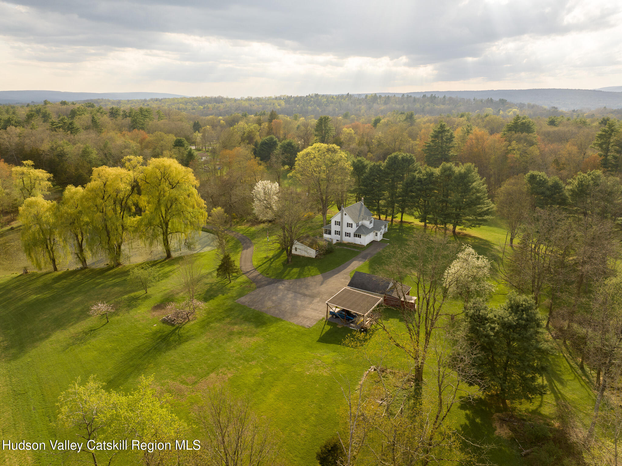 311 Marcott Road Cottekill, NY 12419 - Photo 7 of 40 08_MR322