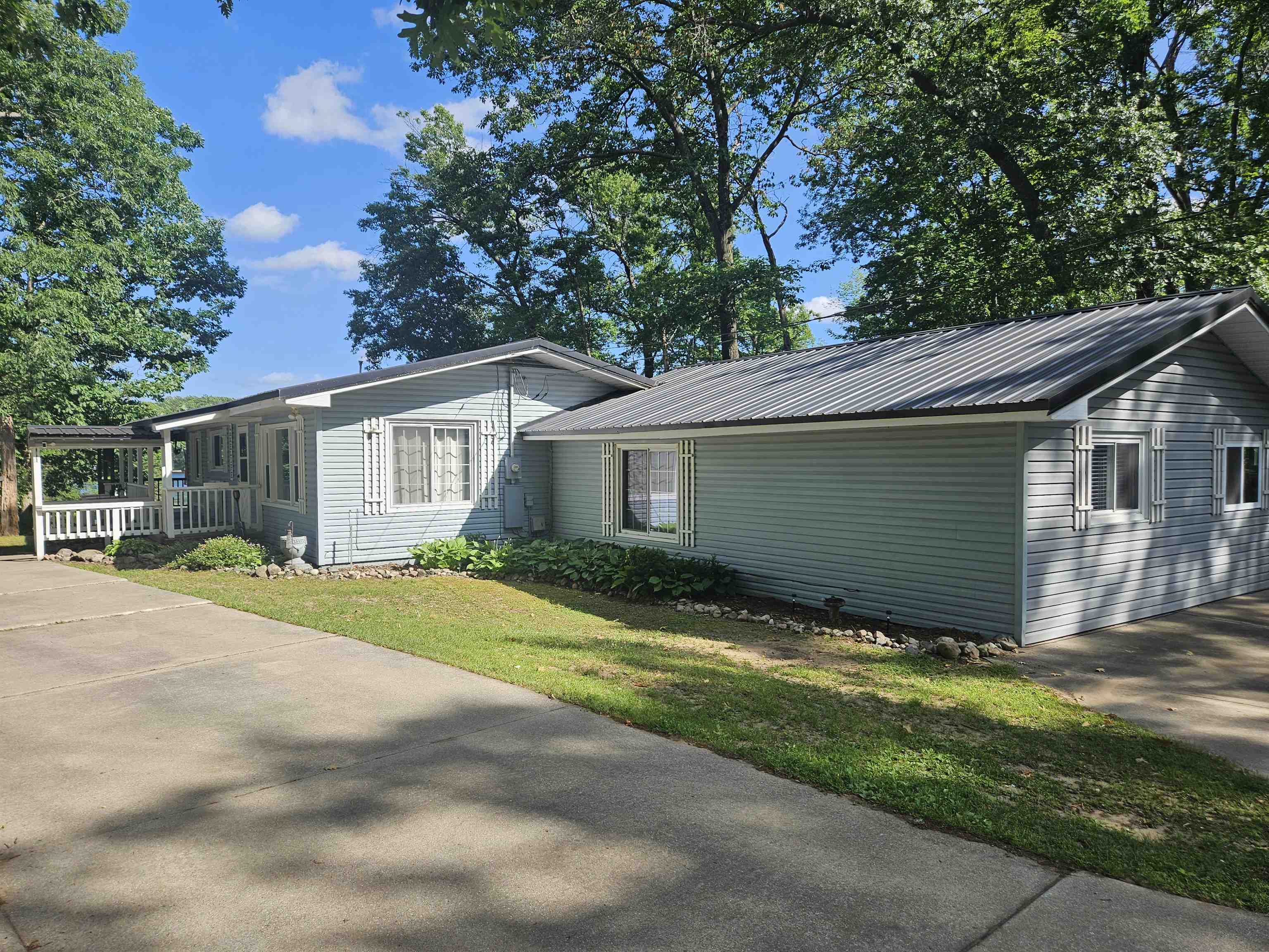 2570 Ridge Road Harrison, MI 48625 - Photo 16 of 63