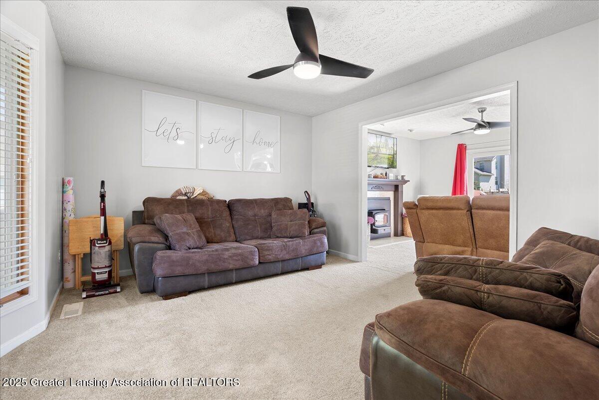 816 Creyts Road Dimondale, MI 48821 - Photo 8 of 49 10-Media Jett - 07
