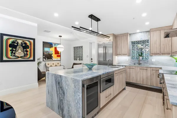 $1,695,000 | 122 Southeast 6th Avenue, Unit 3, Delray Beach, FL 33483