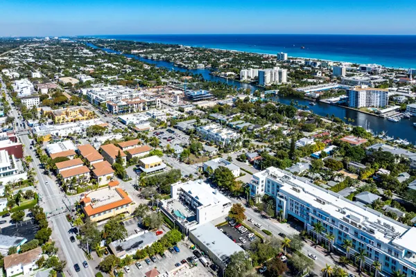$1,695,000 | 122 Southeast 6th Avenue, Unit 3, Delray Beach, FL 33483
