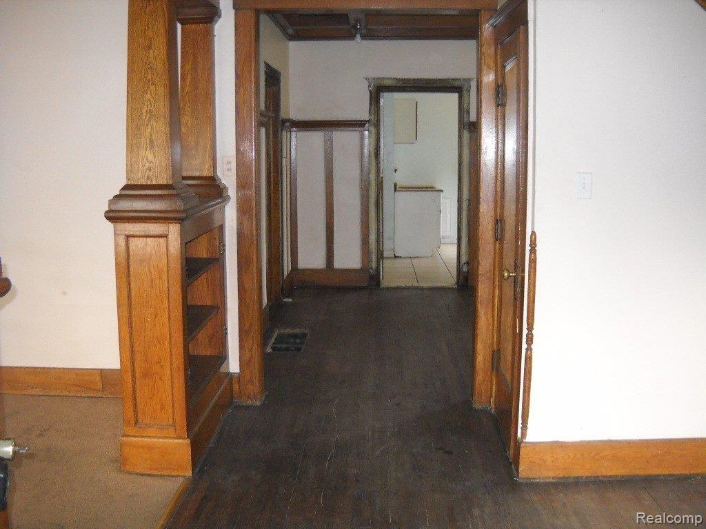 4048 Clippert Street Detroit, MI 48210 - Photo 7 of 17 DSCN6248