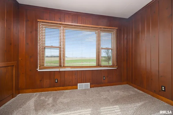 $274,500 | 2423 North Cramer Road, Elmwood, IL 61529