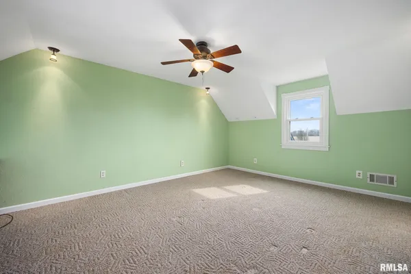 $274,500 | 2423 North Cramer Road, Elmwood, IL 61529