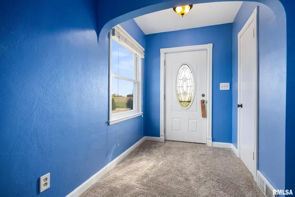 $274,500 | 2423 North Cramer Road, Elmwood, IL 61529