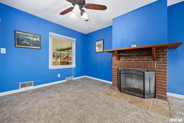 $274,500 | 2423 North Cramer Road, Elmwood, IL 61529