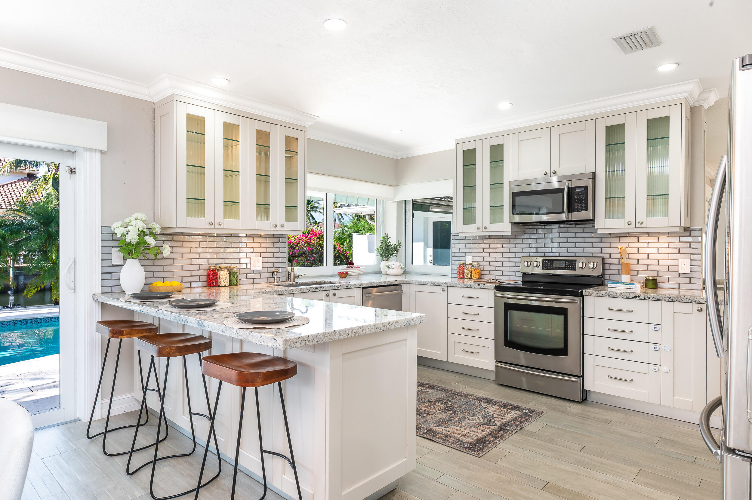 5567 Rico Drive Boca Raton, FL 33487 - Photo 12 of 37 photo-1