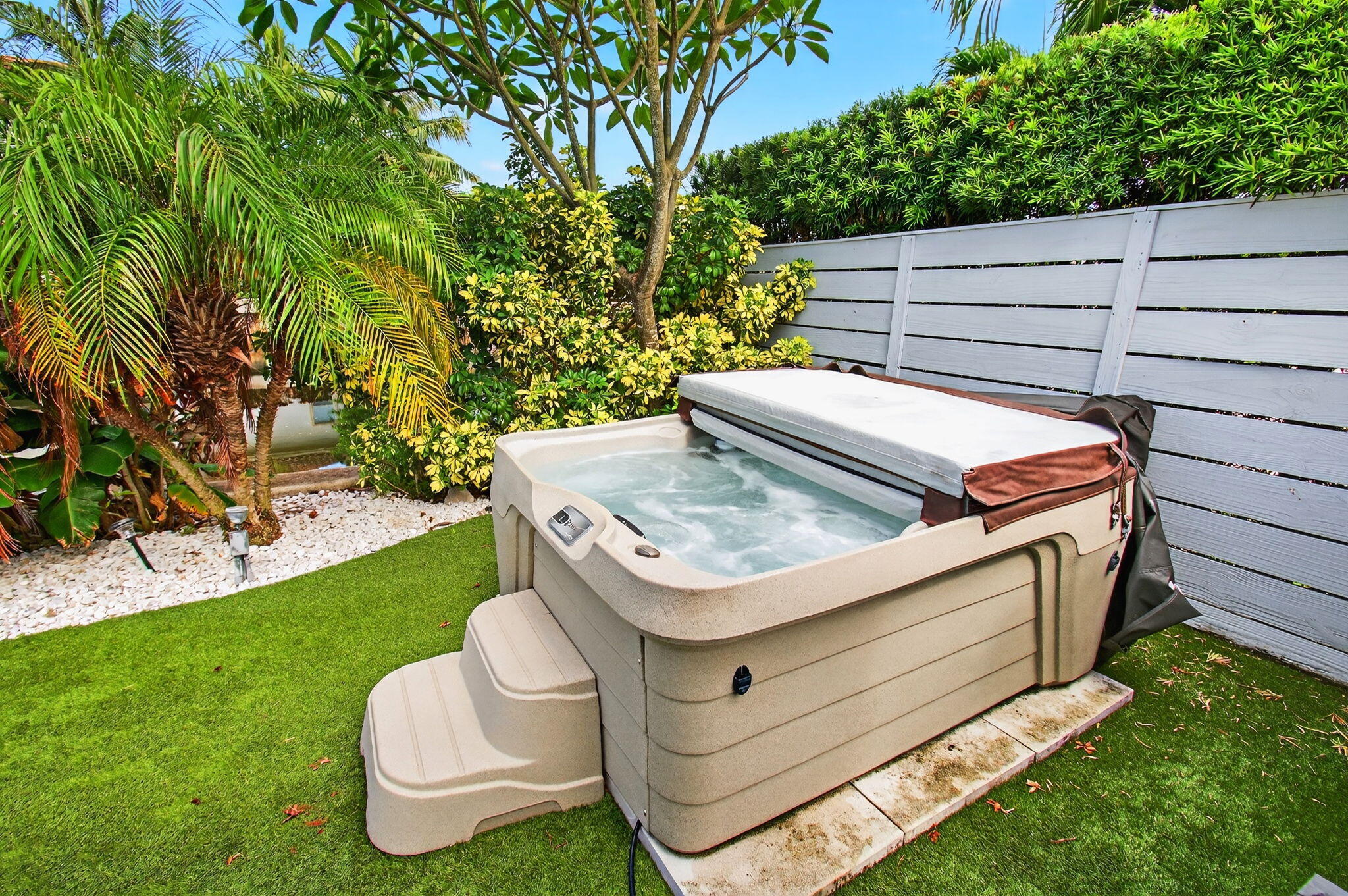 5567 Rico Drive Boca Raton, FL 33487 - Photo 28 of 37 57-web-or-mls-DSC_6362