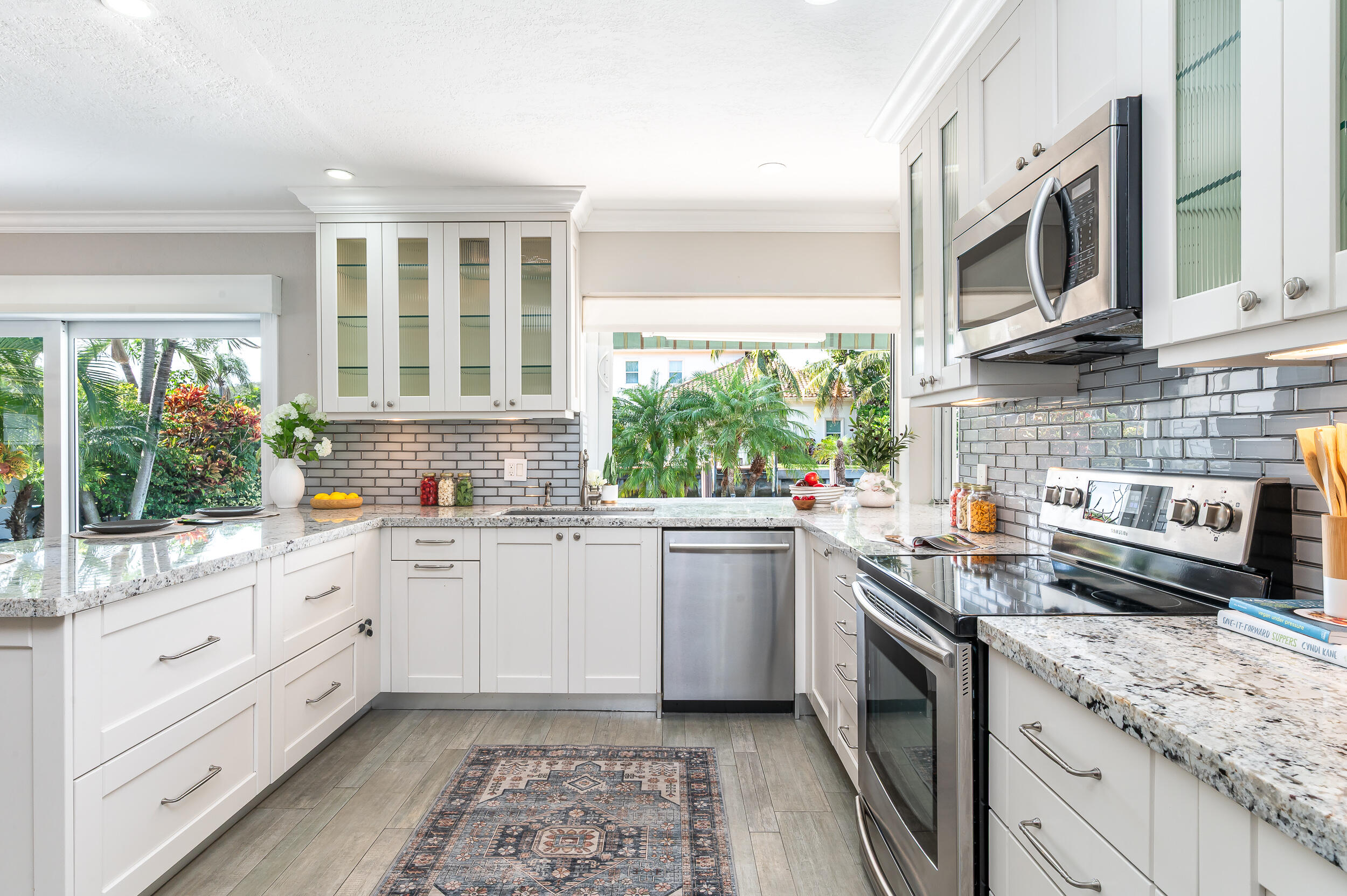 5567 Rico Drive Boca Raton, FL 33487 - Photo 10 of 37 photo-8