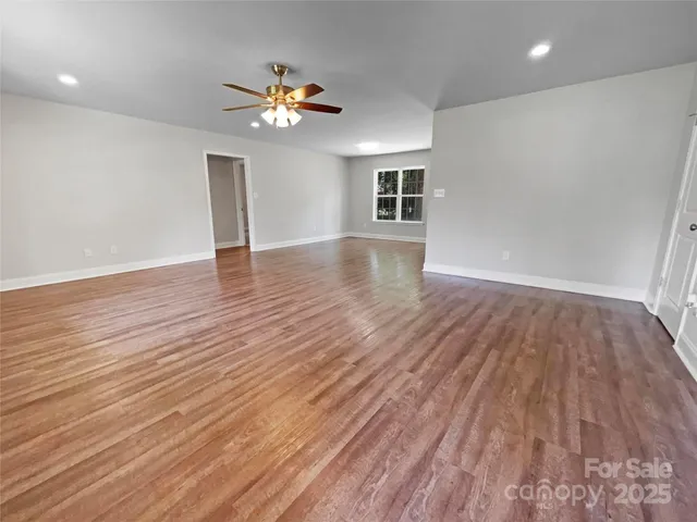 $281,000 | 5142 Sedgefield Drive, Lancaster, SC 29720