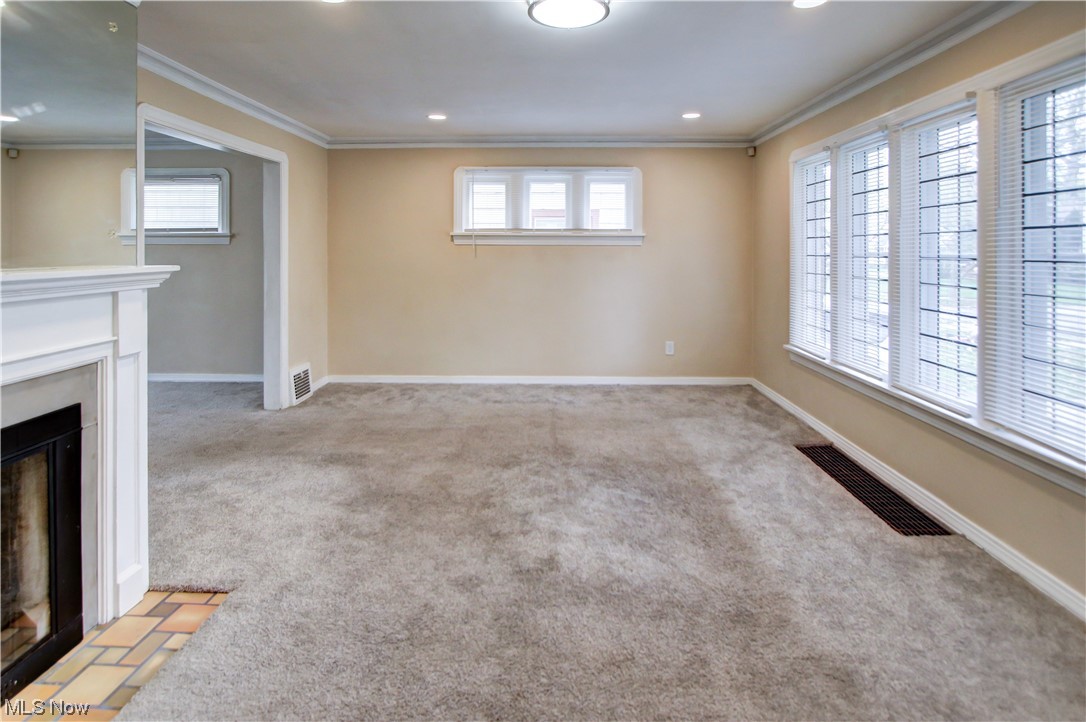 852 Beverly Road Cleveland Heights, OH 44121 - Photo 5 of 35 Gallery Image 5