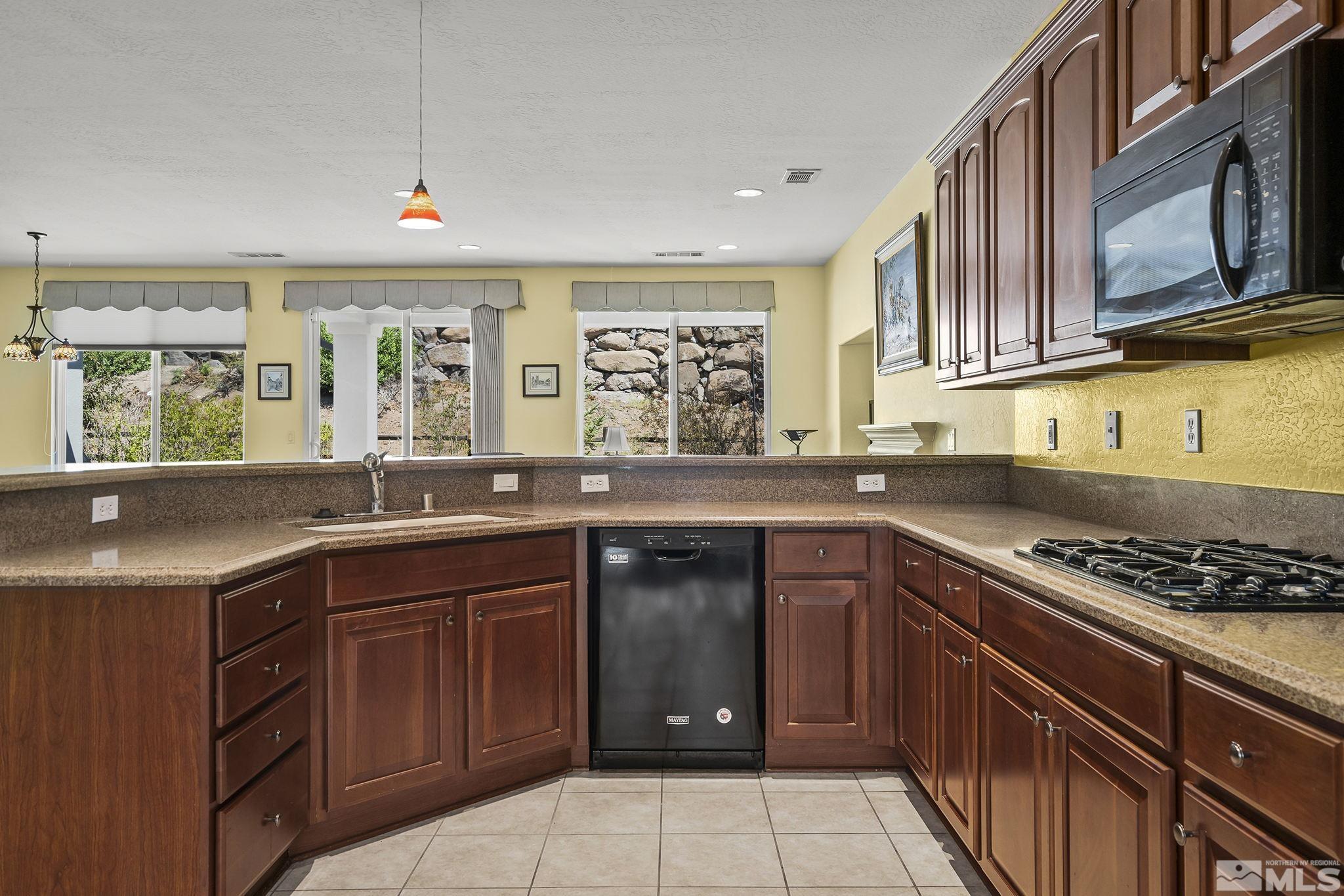 1210 Cliff Park Way Reno, NV 89523 - Photo 15 of 35 Photo 16