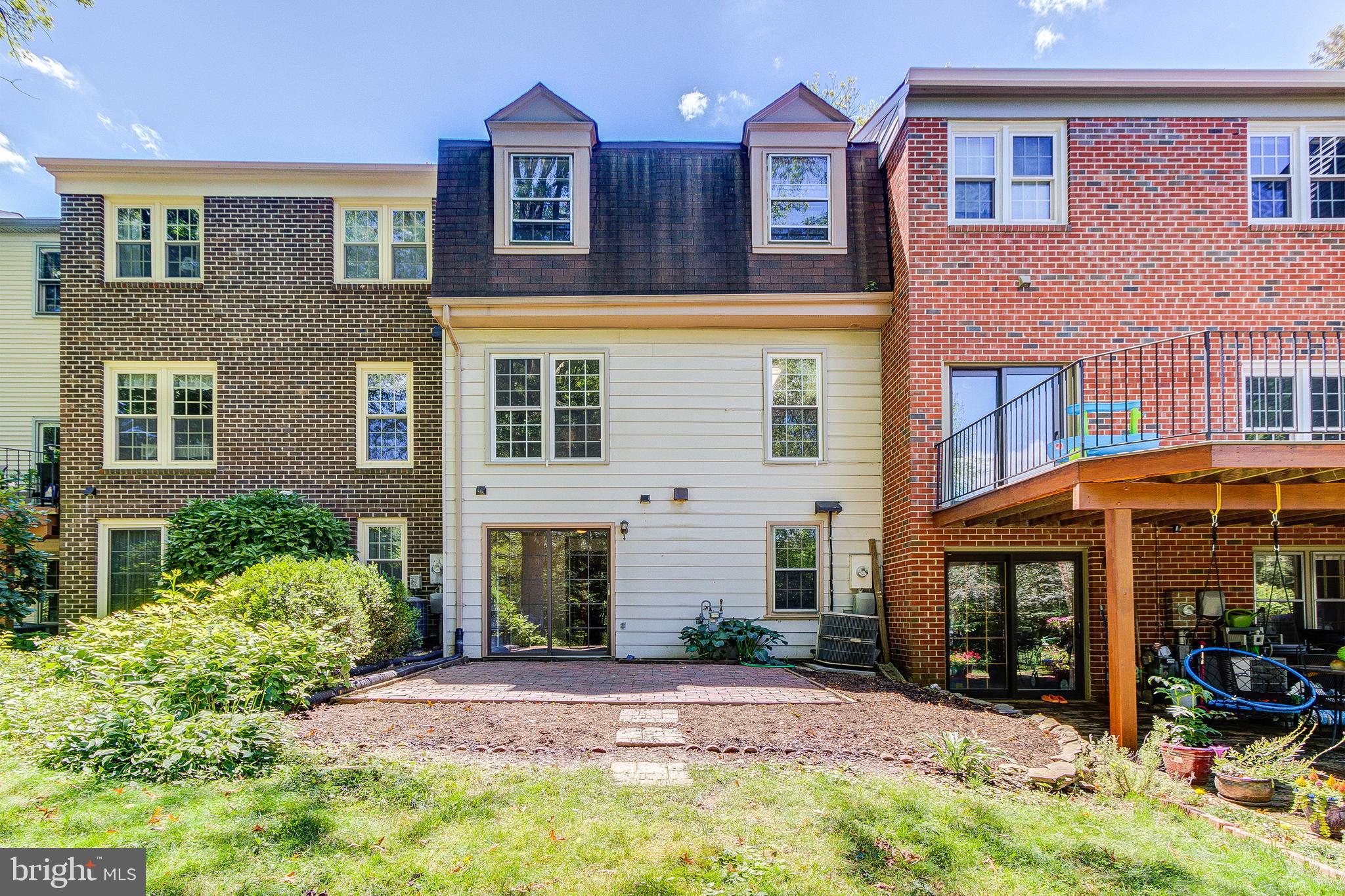 2165 Pond View Court Reston, VA 20191 - Photo 34 of 34 Gallery Image 34