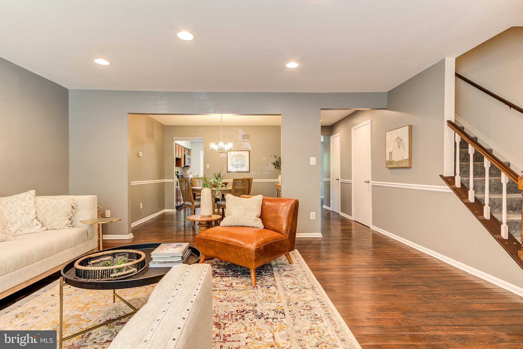 2165 Pond View Court Reston, VA 20191 - Photo 7 of 34 Gallery Image 7
