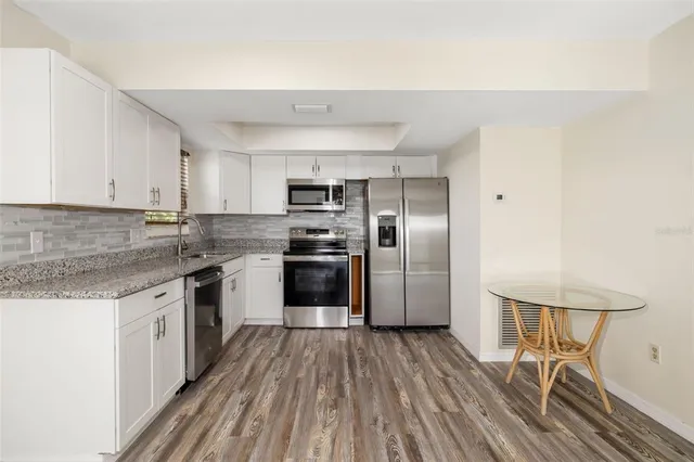 $689,000 | 2513 Avenue B, Unit B, Bradenton Beach, FL 34217