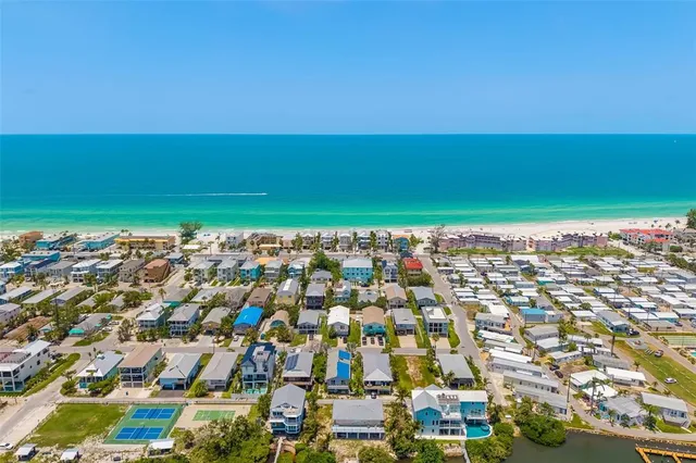 $689,000 | 2513 Avenue B, Unit B, Bradenton Beach, FL 34217