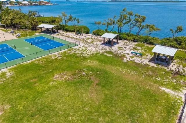 $689,000 | 2513 Avenue B, Unit B, Bradenton Beach, FL 34217