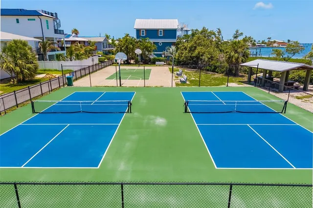 $689,000 | 2513 Avenue B, Unit B, Bradenton Beach, FL 34217