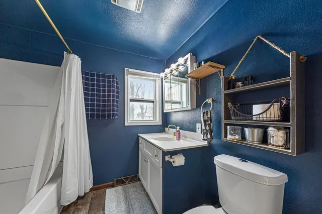 $154,900 | 532 Radichel Street, Lake Crystal, MN 56055