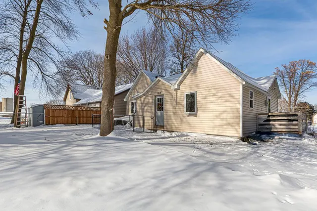 $154,900 | 532 Radichel Street, Lake Crystal, MN 56055