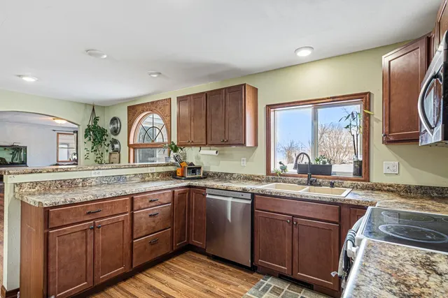 $154,900 | 532 Radichel Street, Lake Crystal, MN 56055