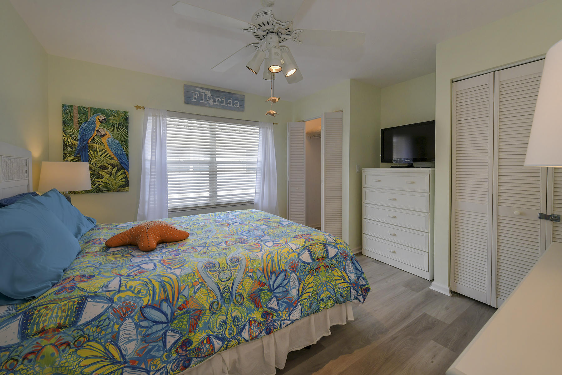 270 10th Street Key Colony Beach, FL 33051 - Photo 19 of 23 Guest Bedroom With Plenty Of Storage