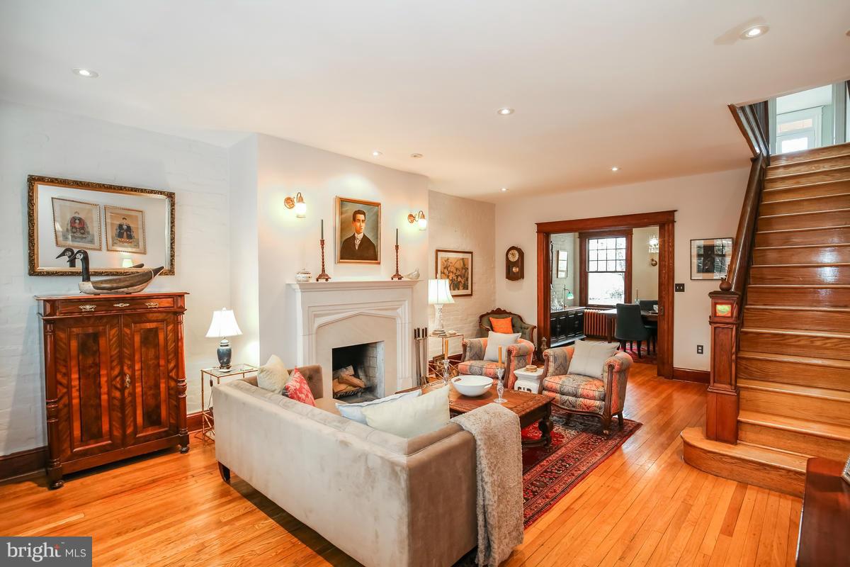 1018 Park Road Northwest Washington, DC 20010 - Photo 1 of 30 Interior (General)