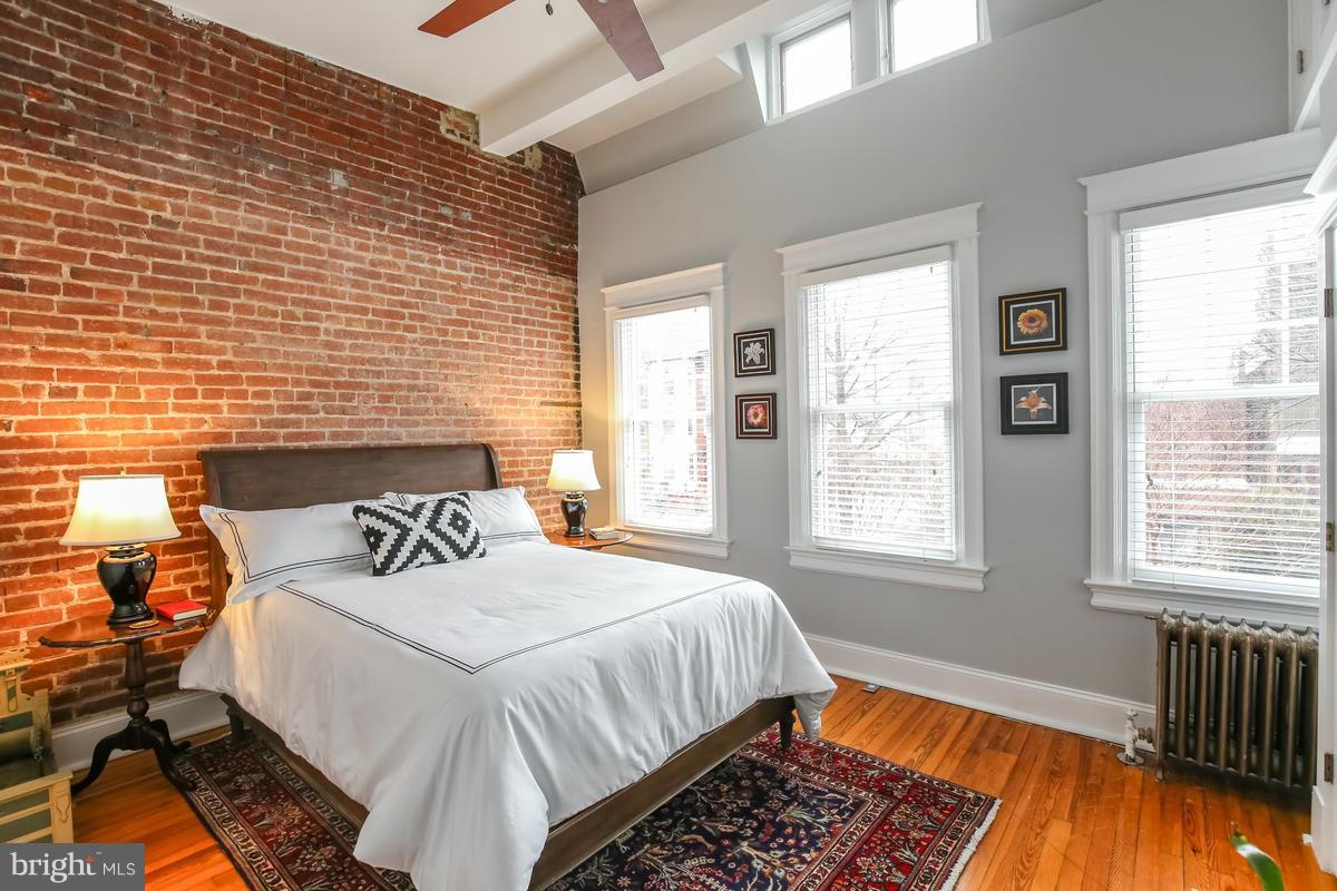 1018 Park Road Northwest Washington, DC 20010 - Photo 12 of 30 Interior (General)