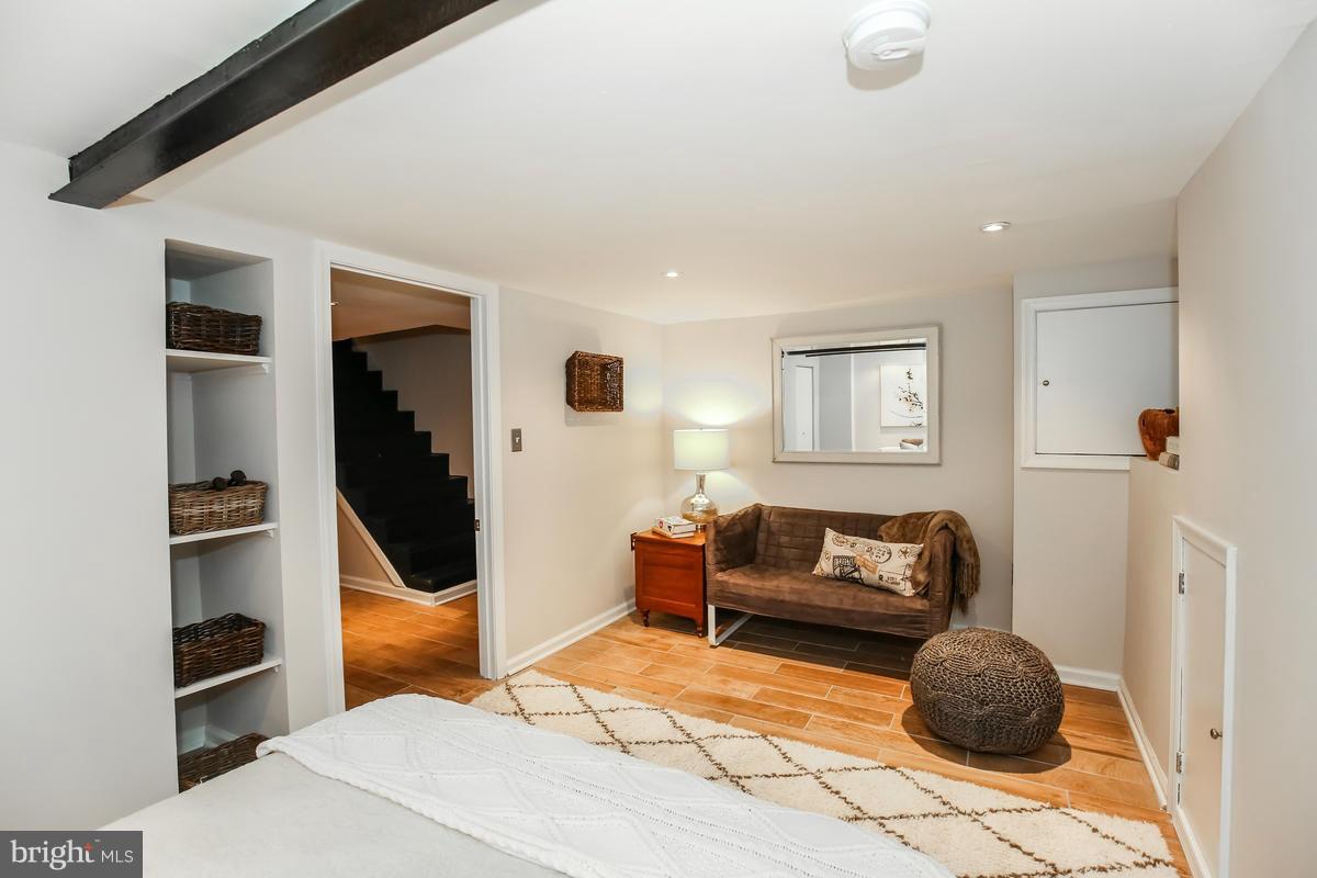 1018 Park Road Northwest Washington, DC 20010 - Photo 21 of 30 Interior (General)