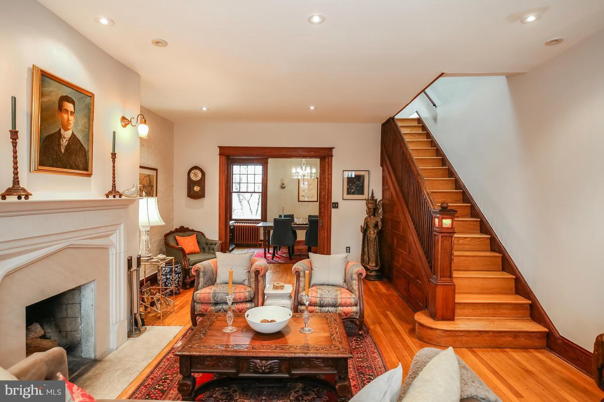 1018 Park Road Northwest Washington, DC 20010 - Photo 4 of 30 Interior (General)