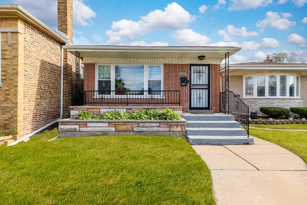 $255,000 | 531 East 87th Street, Chicago, IL 60619