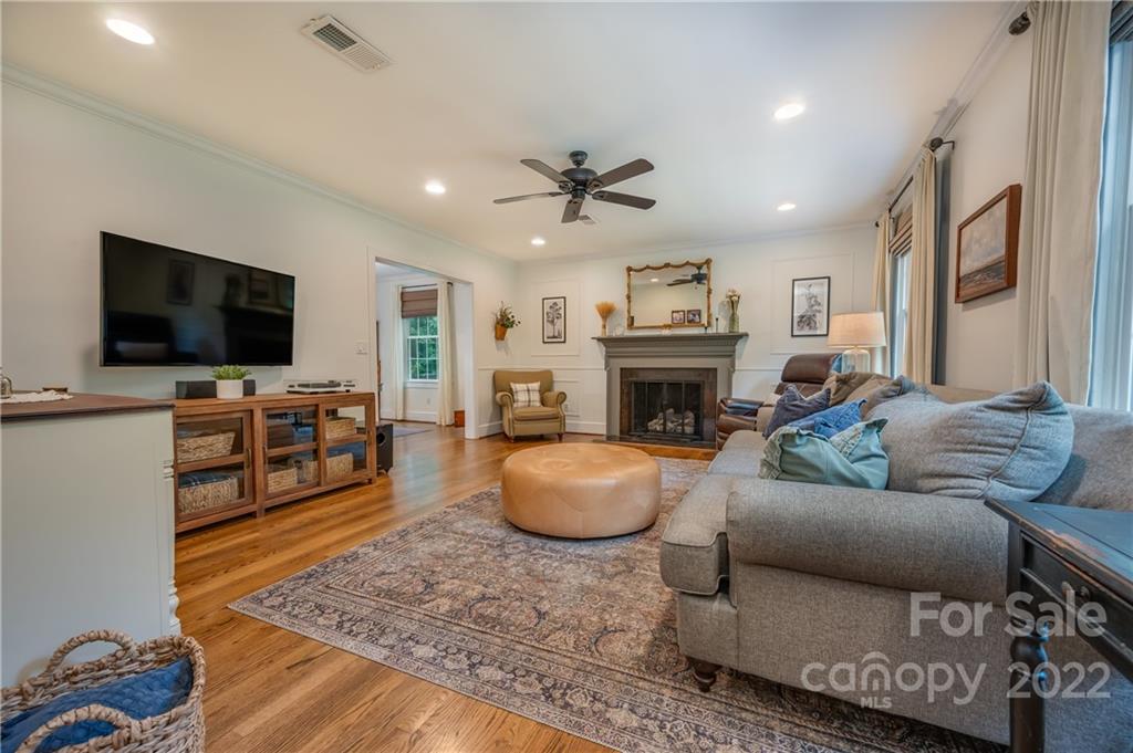147 Squirrel Den Drive Rutherfordton, NC 28139 - Photo 3 of 41 Gallery Image 3