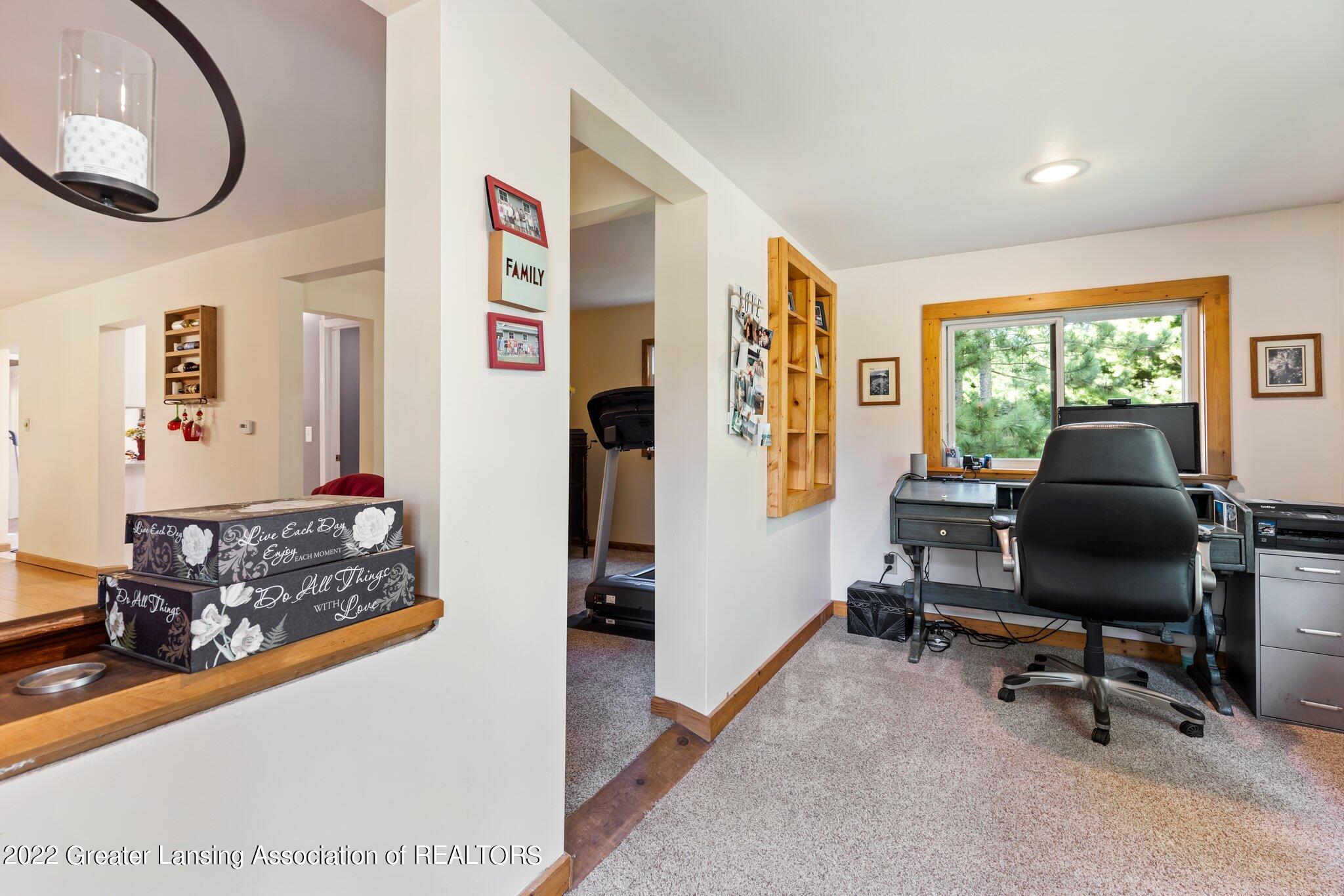 15400 South Lowell Road Lansing, MI 48906 - Photo 7 of 59 17-web-or-mls-1P6A4791