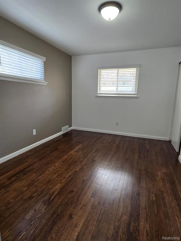 30063 Rambling Road Southfield, MI 48076 - Photo 22 of 31