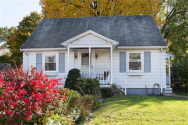 15 Curtis Road Woburn, MA 01801 - Photo 1 of 18 Gallery Image 1