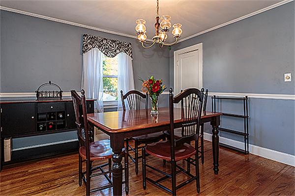 15 Curtis Road Woburn, MA 01801 - Photo 7 of 18 Gallery Image 7