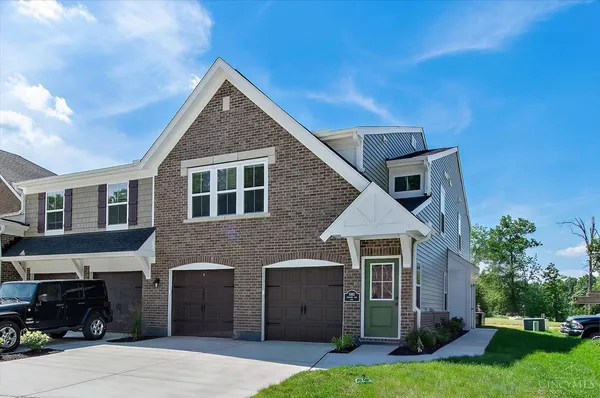 $239,900 | 305 Parkview Lane, Unit 90305, Milford, OH 45150