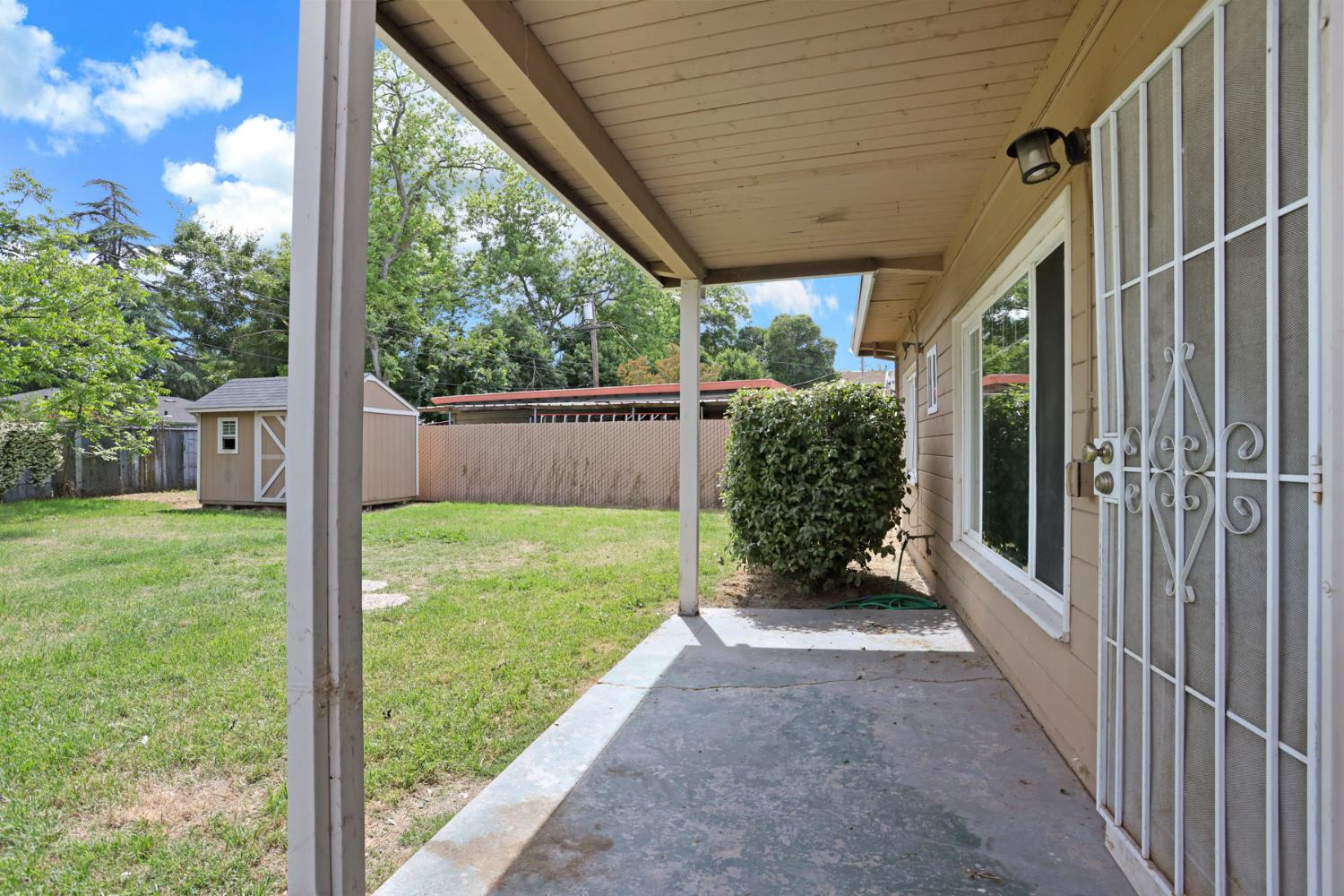 2452 Christina Avenue Stockton, CA 95204 - Photo 29 of 34
