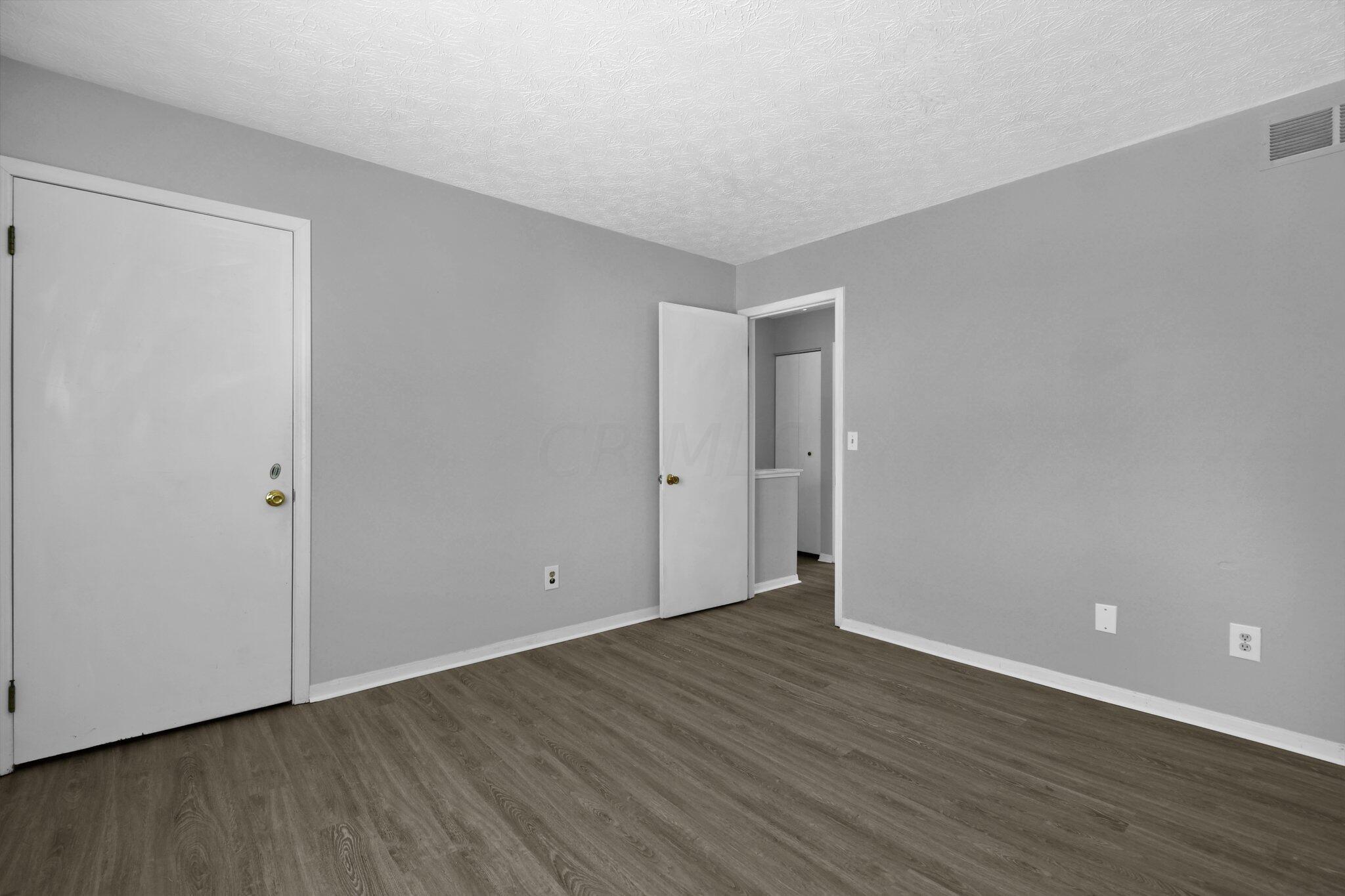 1882 Billingsley Road Columbus, OH 43235 - Photo 17 of 25 17-web-or-mls-1882-billingsley-rd