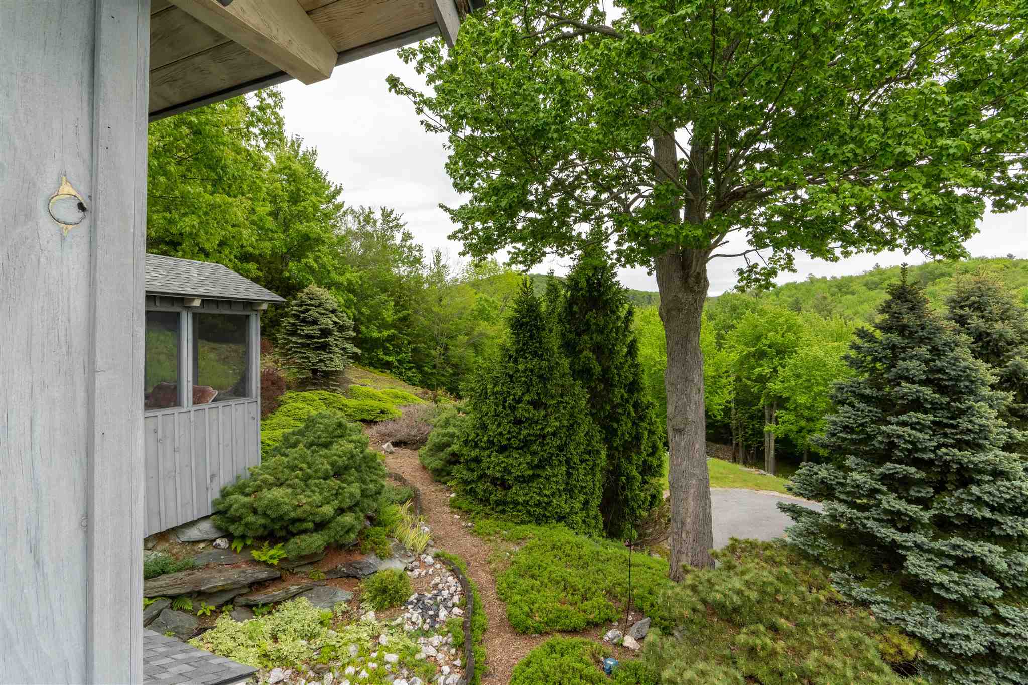 593 Upper Meehan Road Bristol, VT 05443 - Photo 4 of 40