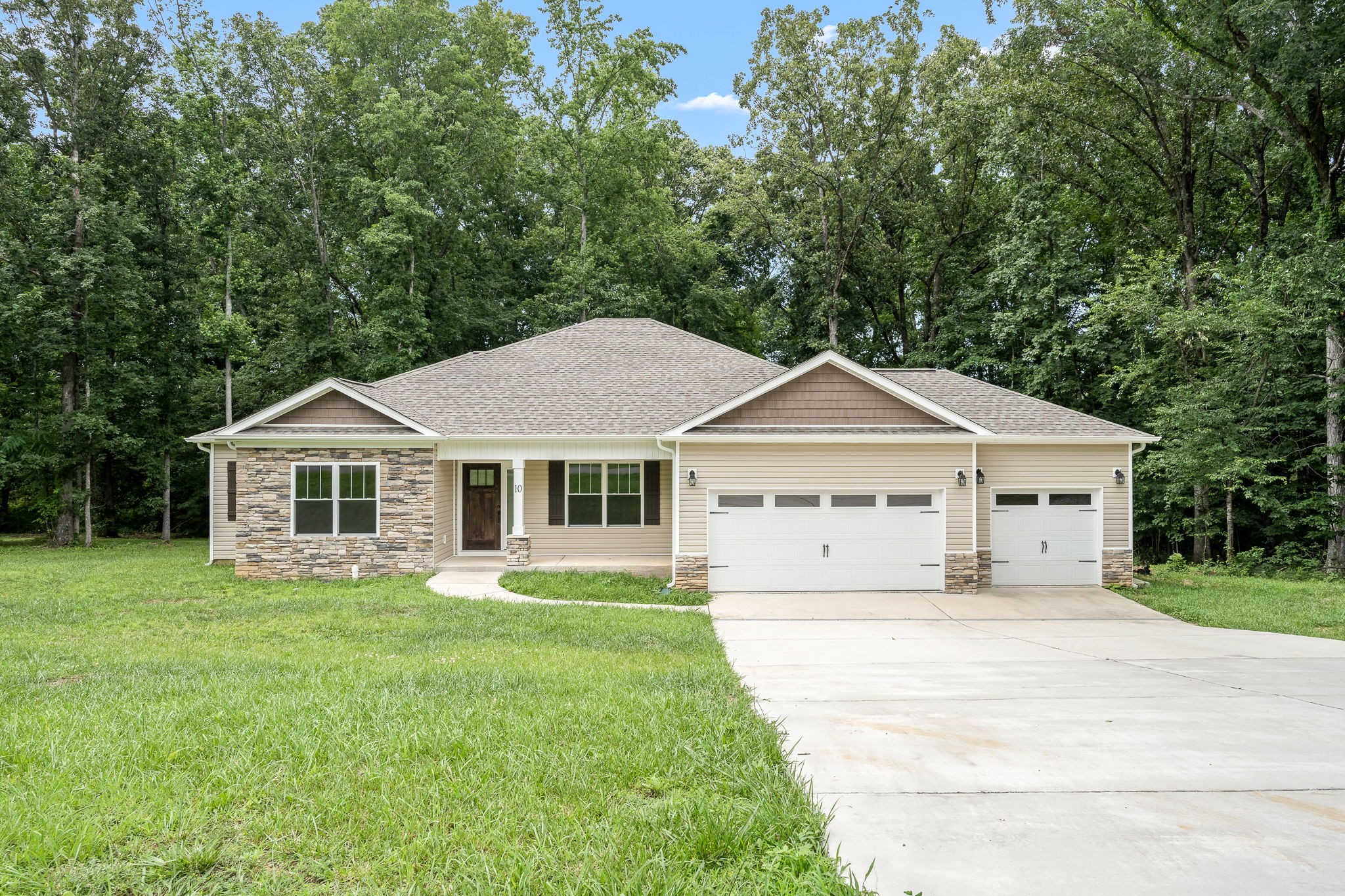 10 Cricket Hill Road Flintville, TN 37335 - Photo 5 of 61 Gallery Image 5